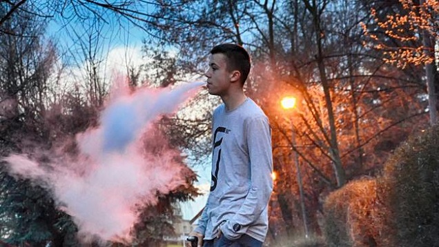 Teenage E-Cigarette User