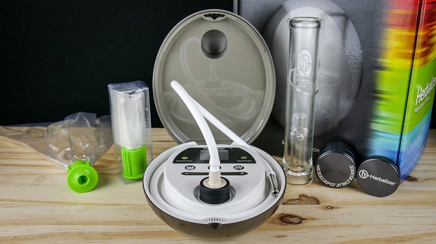 Best Marijuana Vaporizers: Dry Herb, Wax, Dab, Oil Vape Pens