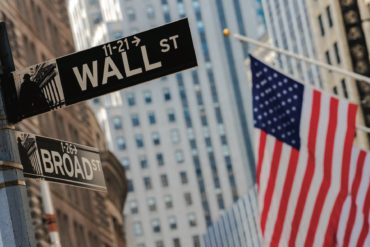 Wall Street vape stocks
