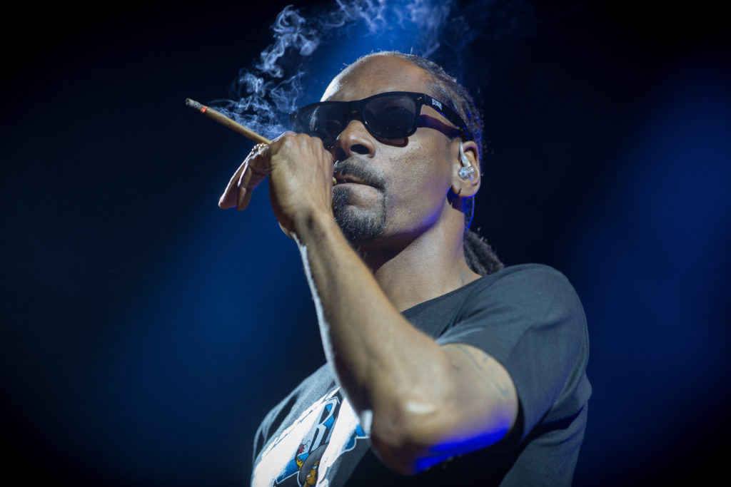 Snoop Dogg smoking weed