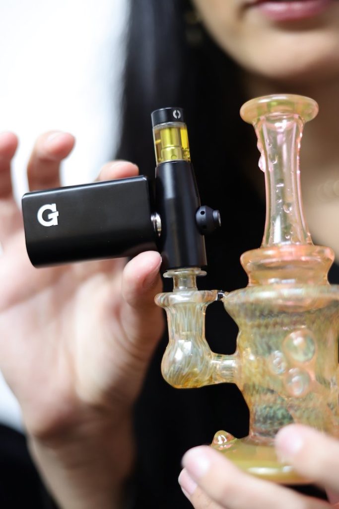 Weed vaporizer for dabs and THC oil